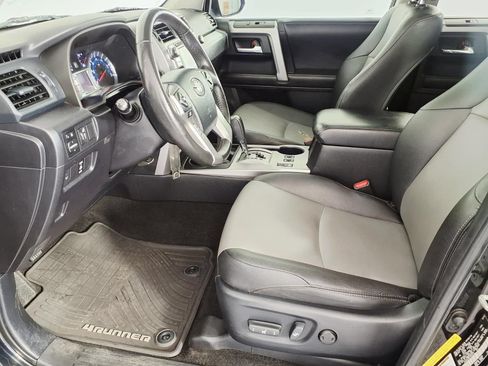 Used 2015 Toyota 4Runner SR5 Premium RWD image 11