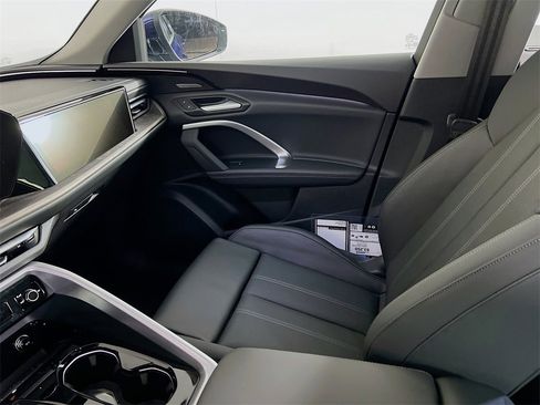 New 2025 Audi Q5 Prestige image 22