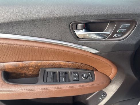 Used 2020 Acura MDX SH-AWD w/ Technology Package image 16