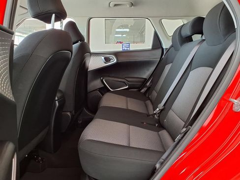 Used 2024 Kia Soul LX w/ Option Group 015 FWD image 14