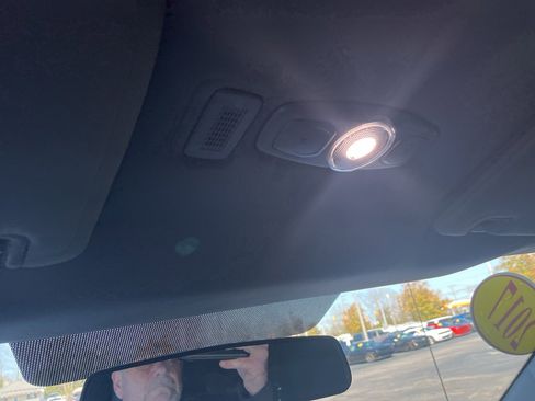 Used 2017 Ford F150 XL w/ Equipment Group 101A Mid image 13