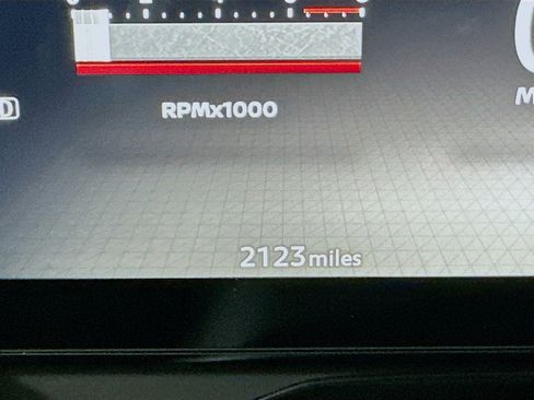 Used 2025 Nissan Kicks SR image 18