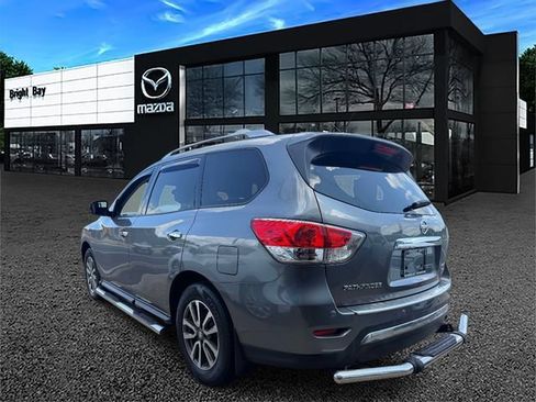 Used 2015 Nissan Pathfinder SV w/ Cargo Package FWD image 5