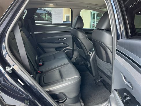 Certified 2023 Hyundai Tucson Limited AWD/4WD image 11