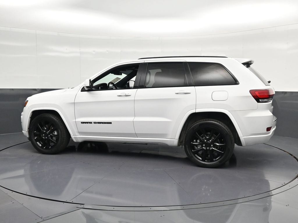 Used 2021 Jeep Grand Cherokee Laredo X RWD image 8