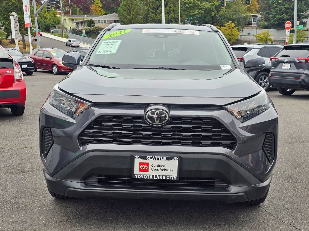 Certified 2021 Toyota RAV4 LE AWD/4WD image 2