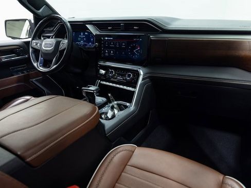 Used 2024 GMC Sierra 1500 Denali Ultimate image 27