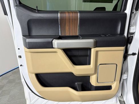 Used 2015 Ford F150 Lariat w/ Equipment Group 502A Luxury image 22