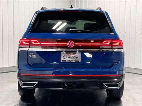 Used 2026 Volkswagen Atlas SE FWD image 4