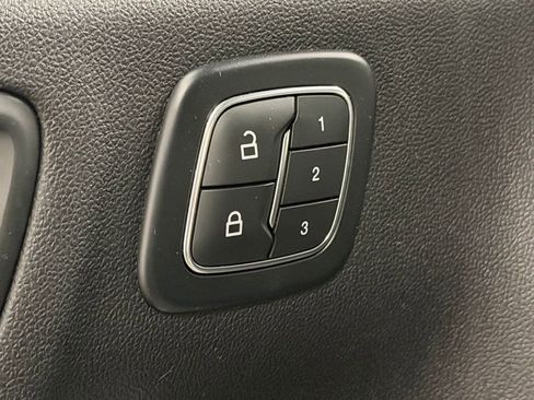 Used 2024 Ford Escape Platinum AWD/4WD image 27