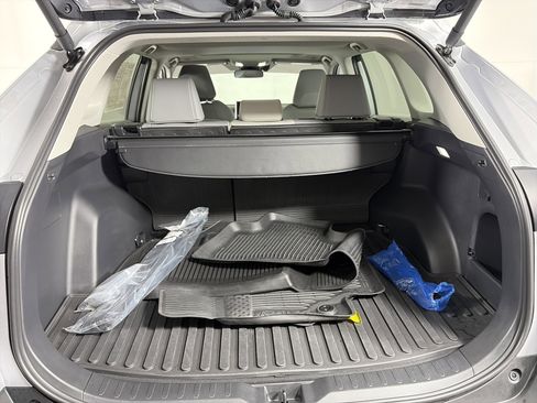 Used 2025 Toyota RAV4 XLE Premium image 19