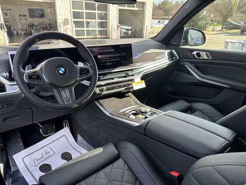 New 2026 BMW X5 xDrive40i w/ M Sport Package image 11