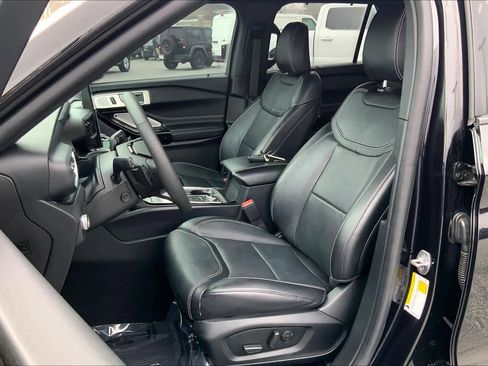 Used 2021 Ford Explorer ST w/ Equipment Group 401A image 14