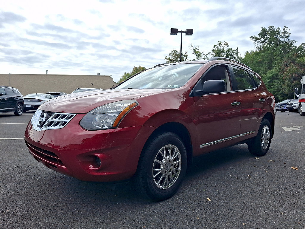 Used 2014 Nissan Rogue S w/ Convenience Package AWD/4WD image 5