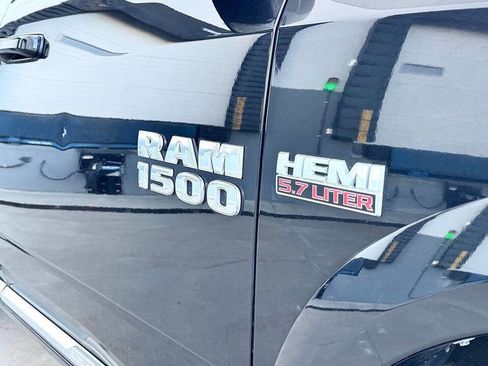 Used 2018 RAM 1500 Limited AWD/4WD image 2