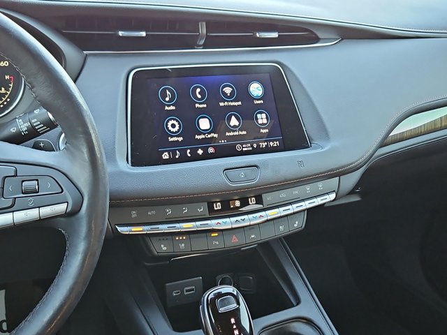 Used 2021 Cadillac XT4 Premium Luxury FWD image 14