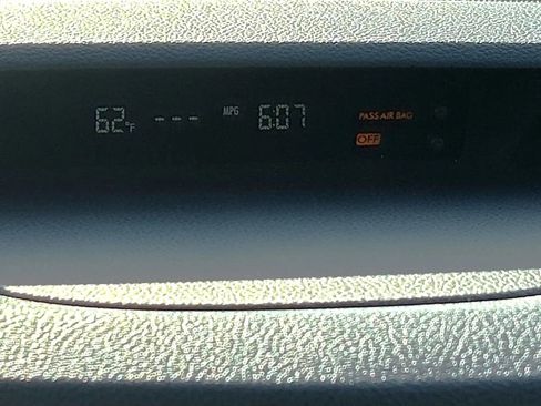 Used 2014 Subaru Outback 2.5i Limited w/ Moonroof Package image 21