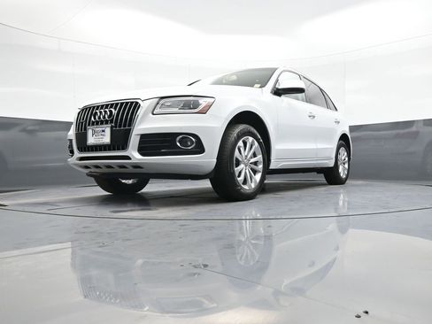 Used 2016 Audi Q5 2.0T Premium Plus w/ Technology Package image 26