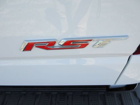 New 2026 Chevrolet Silverado 1500 RST w/ Z71 Off-Road Package AWD/4WD image 12