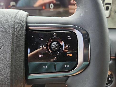 New 2025 Nissan Armada PRO-4X image 24