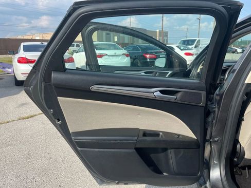 Used 2019 Ford Fusion S image 11