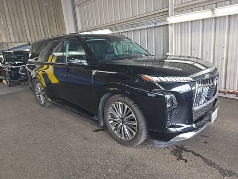 Used 2025 INFINITI QX80 Luxe w/ Cargo Package RWD image 3