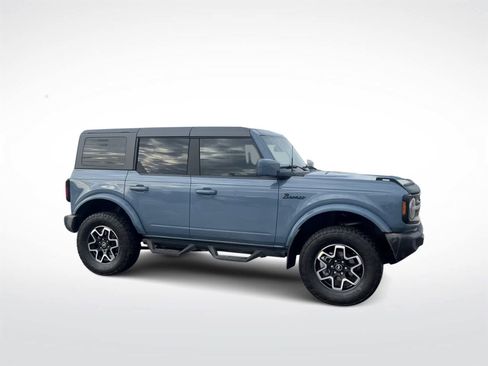 Used 2023 Ford Bronco Outer Banks image 2