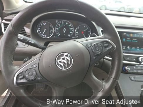 Used 2018 Buick LaCrosse Preferred image 10