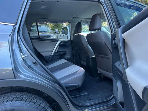 Used 2014 Toyota RAV4 XLE image 20