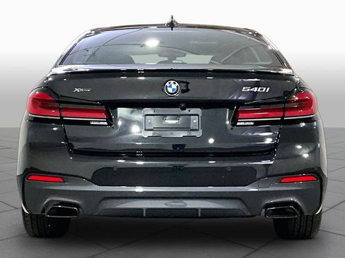 Certified 2023 BMW 540i xDrive w/ M Sport Package AWD/4WD image 4