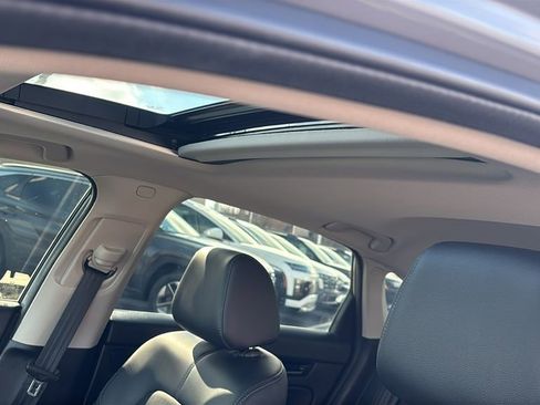 Used 2024 Honda Civic Touring image 25