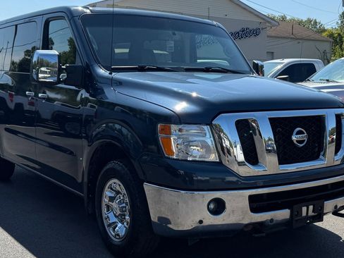Used 2020 Nissan NV 3500 SL image 4