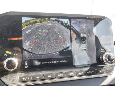 Used 2022 Mitsubishi Outlander SEL image 6