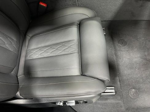 New 2026 BMW X6 M60i image 17