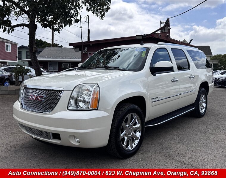 Used 2014 GMC Yukon XL Denali AWD/4WD image 2