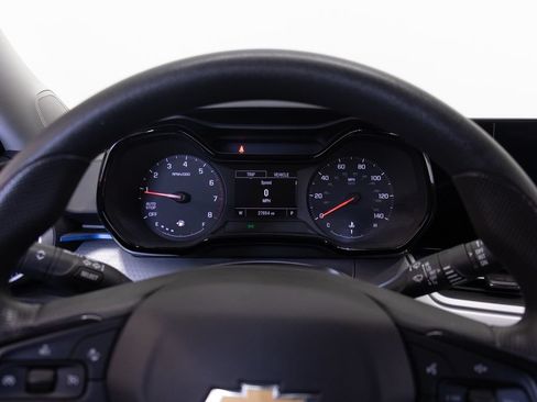 Used 2024 Chevrolet Trax LS w/ Driver Confidence Package FWD image 28