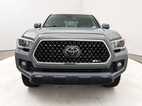 Used 2019 Toyota Tacoma TRD Off-Road image 10