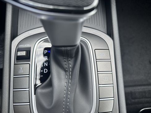 New 2026 Hyundai Kona SE image 24