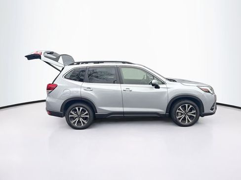 Used 2023 Subaru Forester Limited image 17