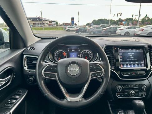 Used 2021 Jeep Cherokee Limited AWD/4WD image 14