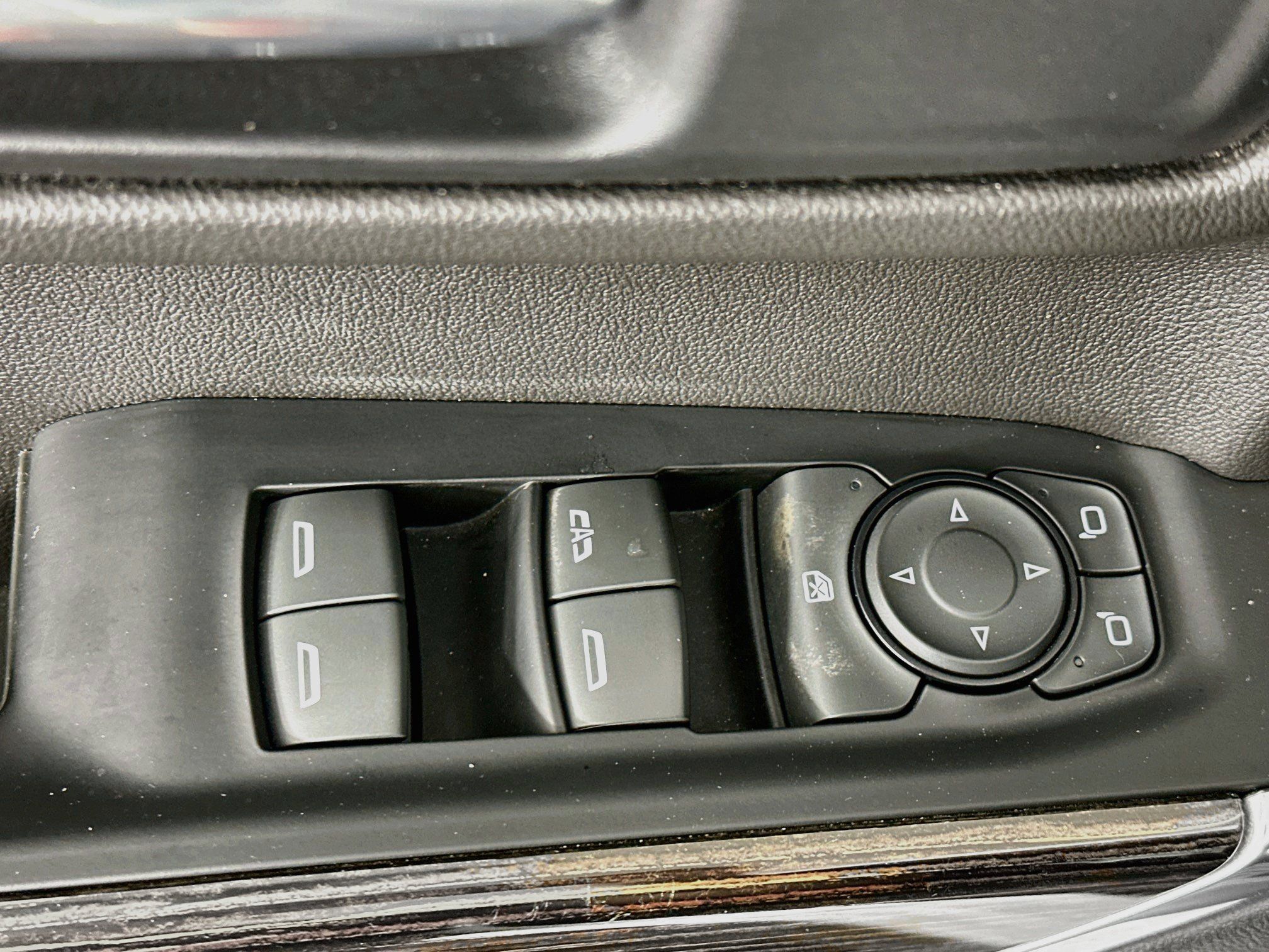 Used 2019 GMC Sierra 1500 SLE w/ SLE Value Package AWD/4WD image 15