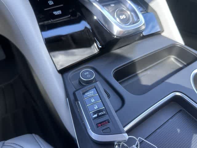 Used 2026 Acura MDX w/ Technology Package FWD image 34