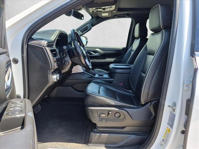 Used 2022 GMC Yukon XL SLT w/ SLT Premium Package RWD image 15