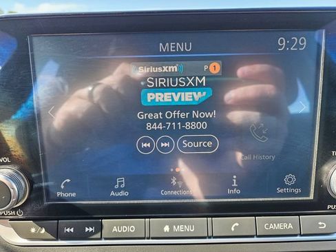 Used 2024 Nissan Altima 2.5 SR FWD image 19