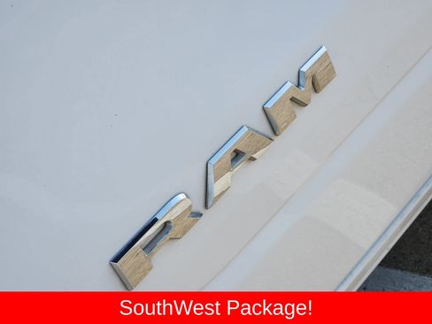 Used 2025 RAM 1500 Laramie AWD/4WD image 18
