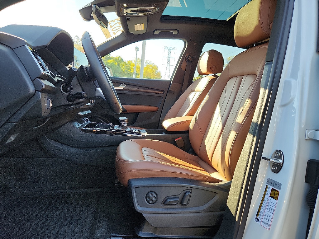 Used 2023 Audi Q5 2.0T Premium AWD/4WD image 18