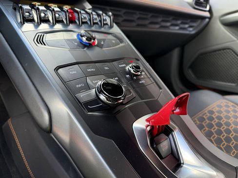 Used 2019 Lamborghini Huracan LP 580-2 image 20