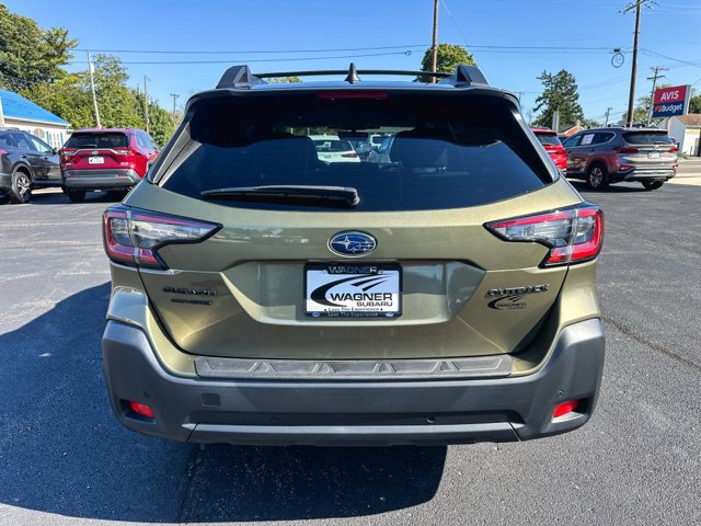 Used 2023 Subaru Outback Onyx Edition AWD/4WD image 7