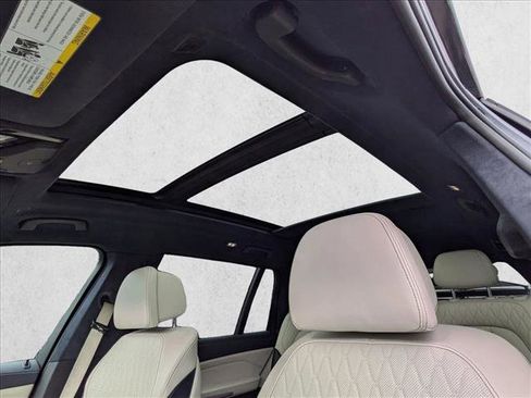 Used 2020 BMW X7 M50i w/ Dynamic Handling Package image 15