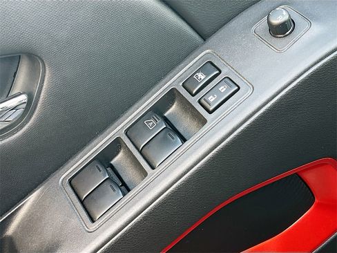 Used 2023 Nissan Frontier PRO-4X w/ Pro Convenience Package image 18